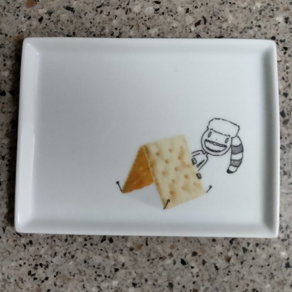 New 2014 Retired Oliver Cracker Tent Appetizer Plate - Picture 1 of 4